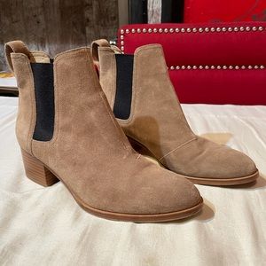 Rag and bone bots size 38.5